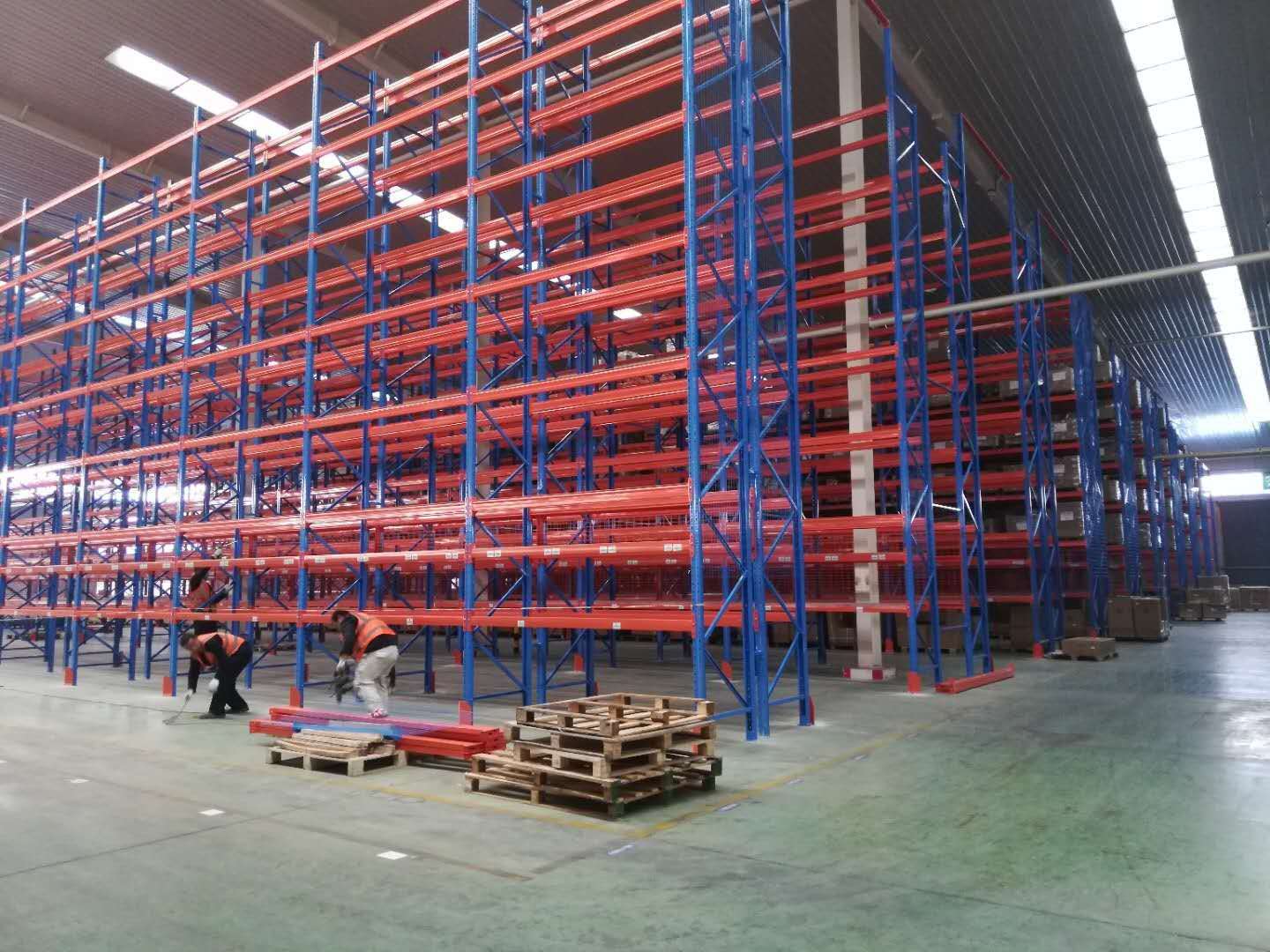 重型貨架：現代倉儲的鋼鐵支柱